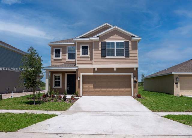 Property at 934 Cattleman St, Winter Haven, FL 33884, 5 beds, 2.5 baths