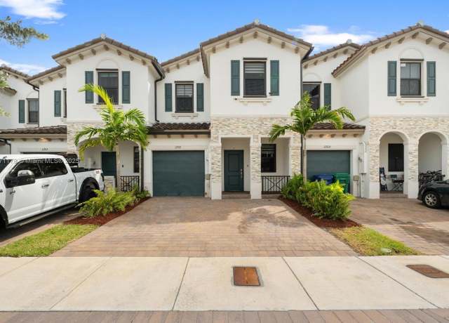 Property at 11916 SW 244th Ln #11916, Homestead, FL 33032, 4 beds, 2.5 baths