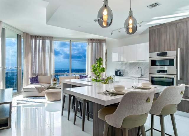 Property at 851 NE 1st Ave #2004, Miami, FL 33132, 2 beds, 2 baths