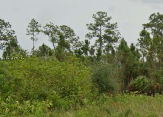 Property at 910 Washington Ave, Lehigh Acres, FL 33972