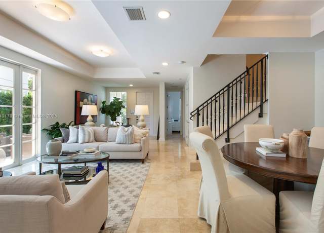 Property at 7713 SW 54th Ct #7713, Miami, FL 33143, 4 beds, 4 baths