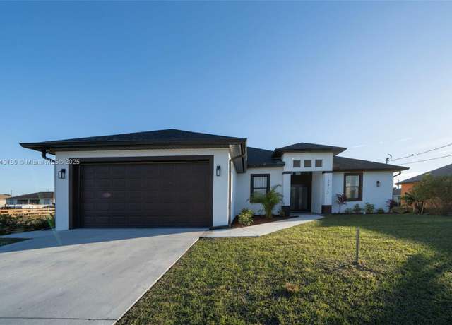 Property at 2915 5th St SW, Lehigh Acres, FL 33976, 3 beds, 2 baths