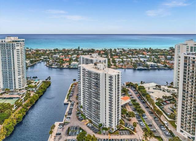 Property at 20505 E Country Club Dr #2233, Aventura, FL 33180, 2 beds, 2 baths