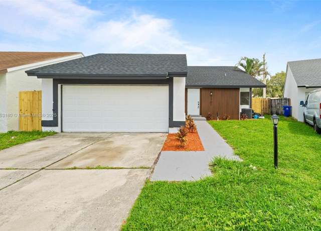Property at 1701 SW 86th Ter, Miramar, FL 33025, 3 beds, 2 baths