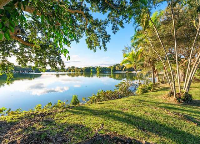 Property at 9000 School House Rd, Coral Gables, FL 33156, 5 beds, 3.5 baths