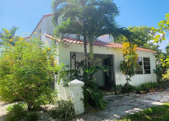 Property at 512 SW 21st Ave, Miami, FL 33135, 3 beds, 2 baths