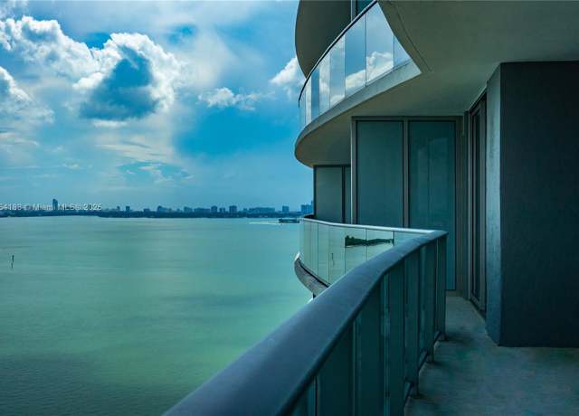 Property at 488 NE 18 St #1809, Miami, FL 33132, 2 beds, 3 baths