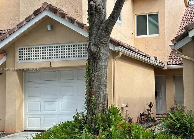 Property at 23158 Island Vw #1, Boca Raton, FL 33433, 2 beds, 2 baths