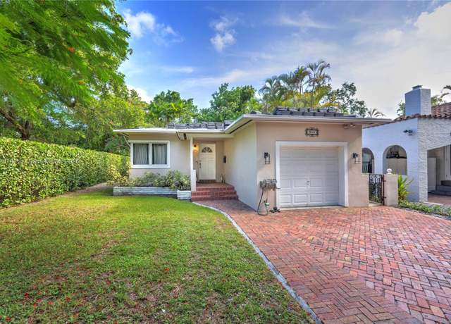 Property at 900 Milan Ave, Coral Gables, FL 33134, 2 beds, 2 baths