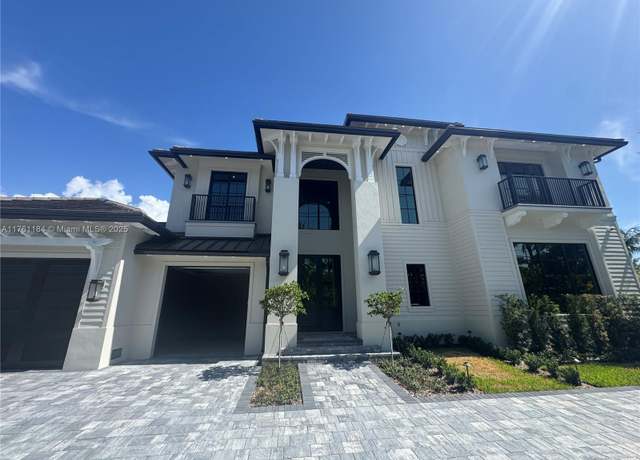 Property at 2605 Castilla Isle, Fort Lauderdale, FL 33301, 7 beds, 5 baths