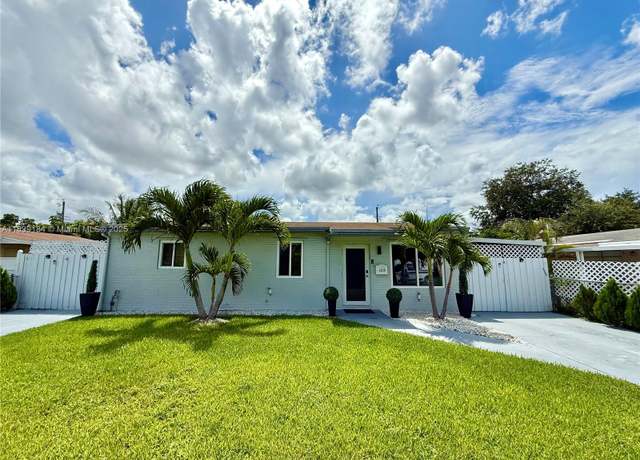 Property at 1620 N 68th Ter, Hollywood, FL 33024, 3 beds, 2 baths