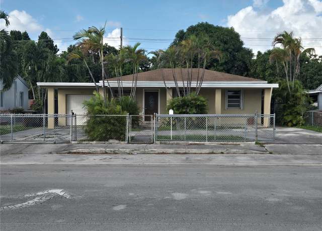 Property at 961 E 32nd St, Hialeah, FL 33013, 4 beds, 3 baths