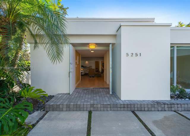 Property at 5251 La Gorce Dr, Miami Beach, FL 33140, 3 beds, 3.5 baths