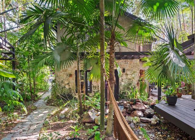Property at 376 NE 85th St, El Portal, FL 33138, 2 beds, 2 baths
