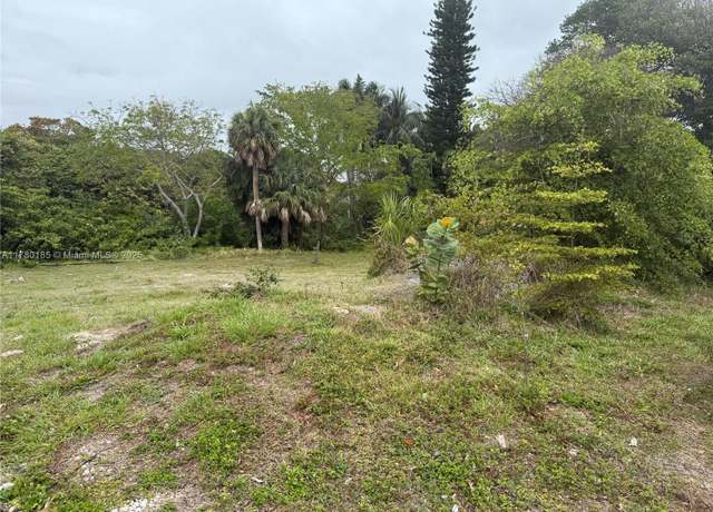 Property at 3301 NE 14th Ct, Fort Lauderdale, FL 33304