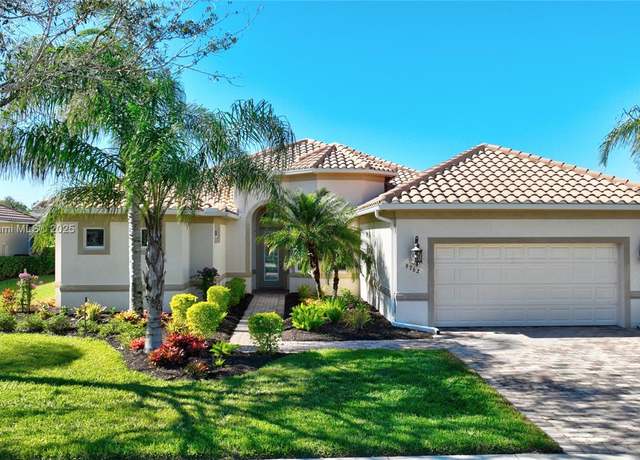 Property at 9762 Nickel Ridge Cir, Naples, FL 34120, 3 beds, 2.5 baths