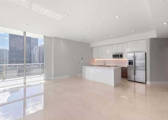 Property at 1010 SW 2nd Ave Ph 03, Miami, FL 33130, 3 beds, 3.5 baths