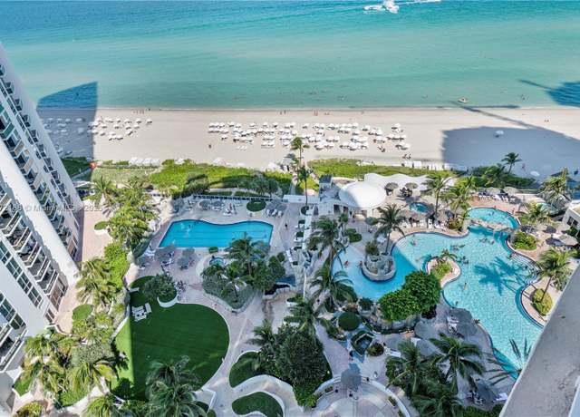 Property at 18001 Collins Ave #1706, Sunny Isles Beach, FL 33160, 1 bath