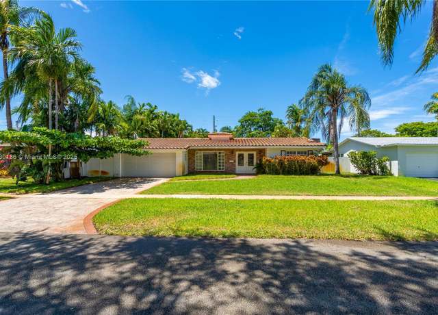 Property at 4209 Jefferson St, Hollywood, FL 33021, 3 beds, 2 baths