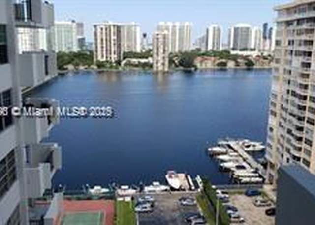 Property at 2750 NE 183rd St #1701, Aventura, FL 33160, 1 bed, 1.5 baths