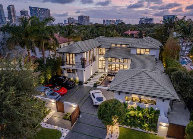Property at 4241 Palm Ln, Miami, FL 33137, 6 beds, 7 baths