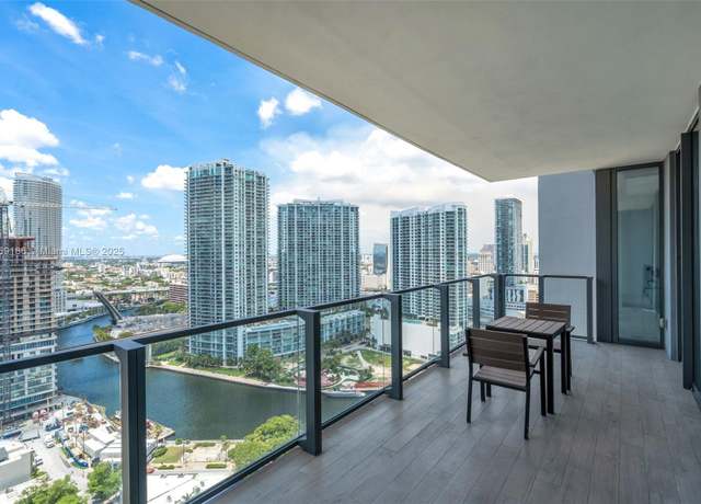 Property at 68 SE 6th St #2410, Miami, FL 33131, 2 beds, 2 baths