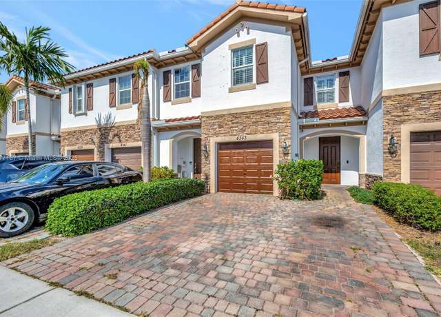 Property at 4343 Chalmers Ln, West Palm Beach, FL 33417, 3 beds, 2.5 baths