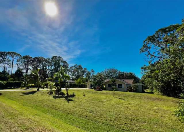 Property at 413 Richmond, Lehigh Acres, FL 33972, 4 beds, 3 baths