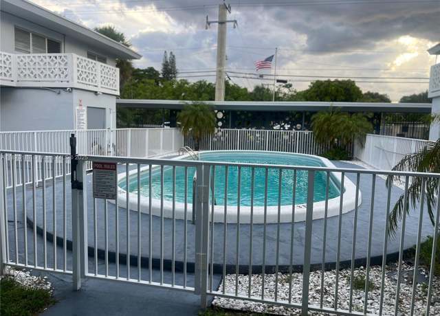 Property at 12665 NE 16th Ave #8, North Miami, FL 33161, 1 bed, 1 bath