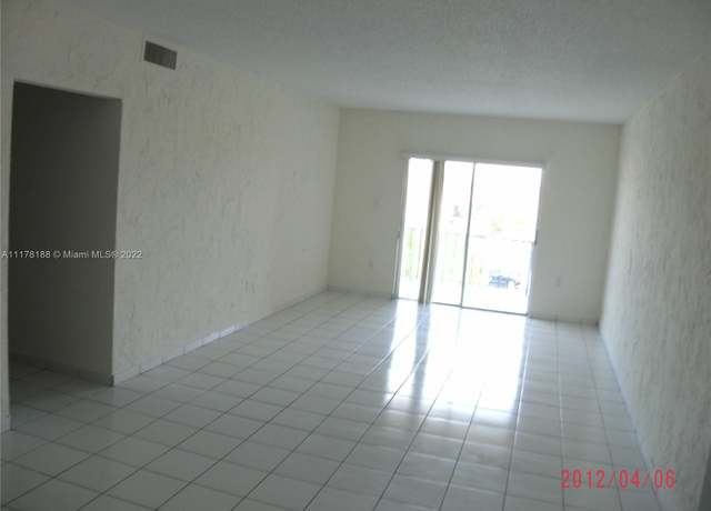 Property at 5100 SW 41st St Ph 5, Pembroke Park, FL 33023, 1 bed, 1 bath