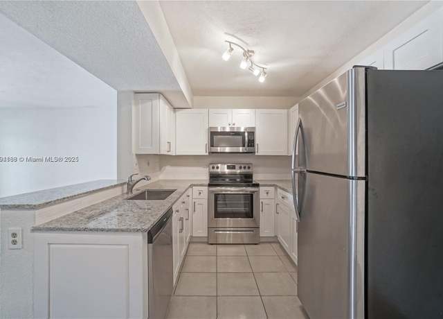 Property at Undisclosed address, Pembroke Pines, FL 33025, 2 beds, 2 baths