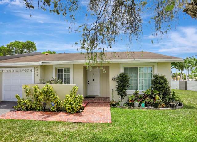 Property at 453 Lakewood Cir Unit A, Margate, FL 33063, 2 beds, 2 baths