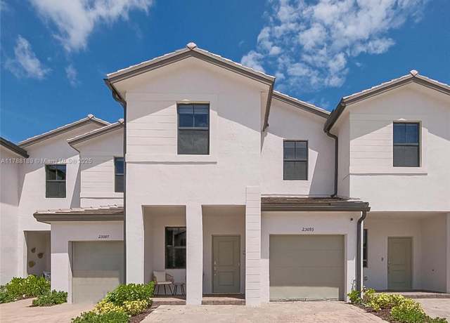 Property at 23093 SW 128th Pl, Miami, FL 33170, 4 beds, 2.5 baths