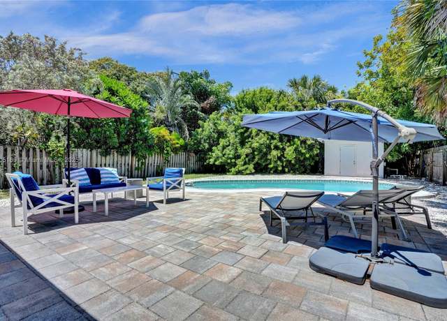 Property at 1313 NE 15th Ave, Fort Lauderdale, FL 33304, 3 beds, 2.5 baths
