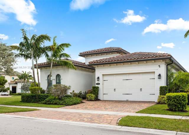 Property at 1126 SW 113th Way, Pembroke Pines, FL 33025, 3 beds, 2.5 baths