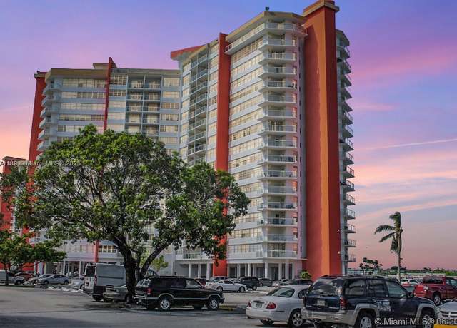 Property at 1351 NE Miami Gardens Dr Unit 511E, Miami, FL 33179, 1 bed, 1 bath