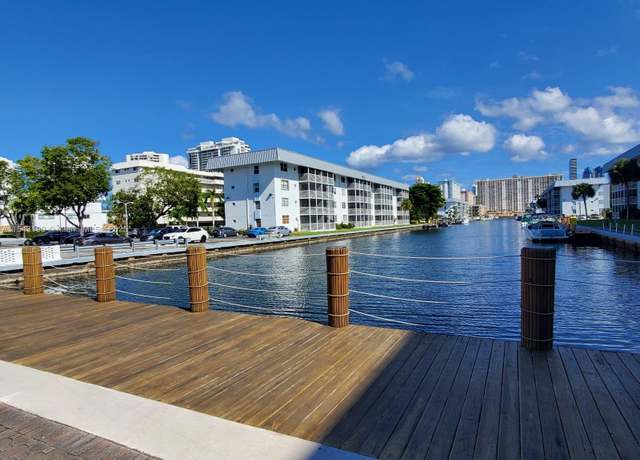Property at Undisclosed address, North Miami Beach, FL 33160, 1 bed, 1 bath