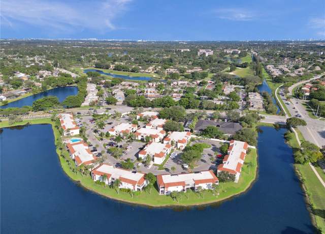 Property at 1104 N Hiatus Rd #1104, Pembroke Pines, FL 33026, 2 beds, 2 baths