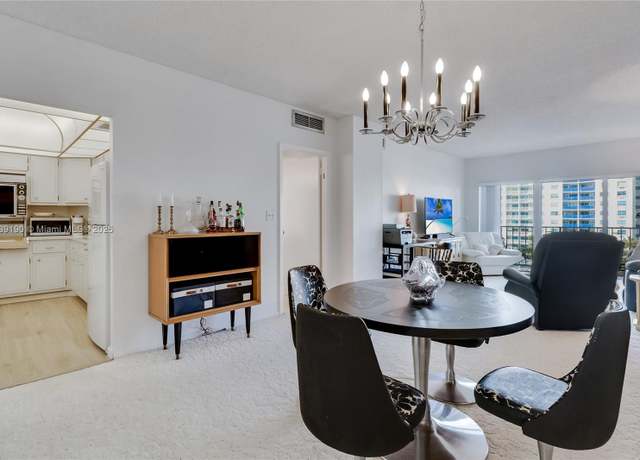 Property at 500 Bayview Dr #517, Sunny Isles Beach, FL 33160, 1 bed, 1.5 baths