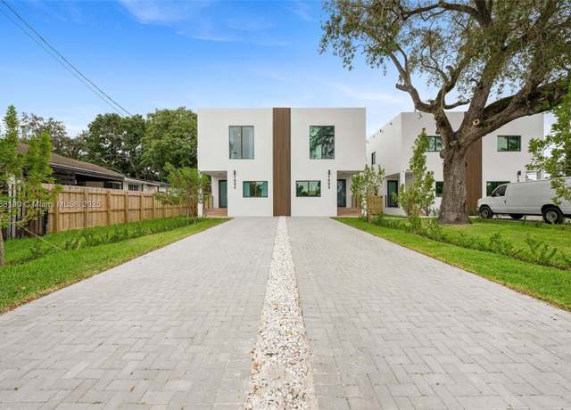 Property at 1896 NW 26th St, Miami, FL 33142, 10 beds, 7 baths
