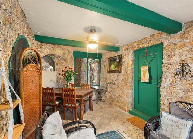 Property at 1301 Milan Ave #1, Coral Gables, FL 33134, 1 bed, 1 bath