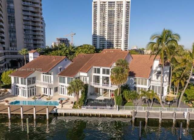 Property at 19555 NE 37th Ave, Aventura, FL 33180, 4 beds, 5 baths