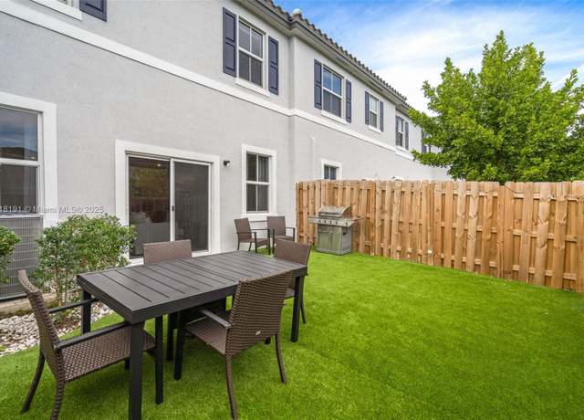 Property at 4613 NW 118th Ave #4613, Coral Springs, FL 33076, 3 beds, 2.5 baths