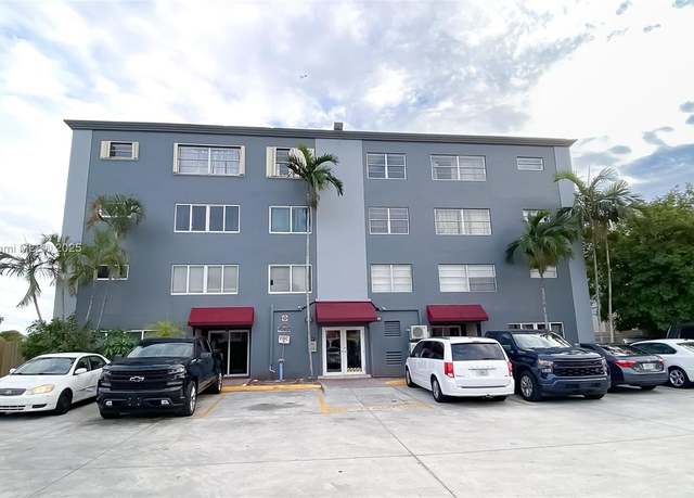 Property at 1060 Crystal Lake Dr #304, Deerfield Beach, FL 33064, 2 beds, 2 baths