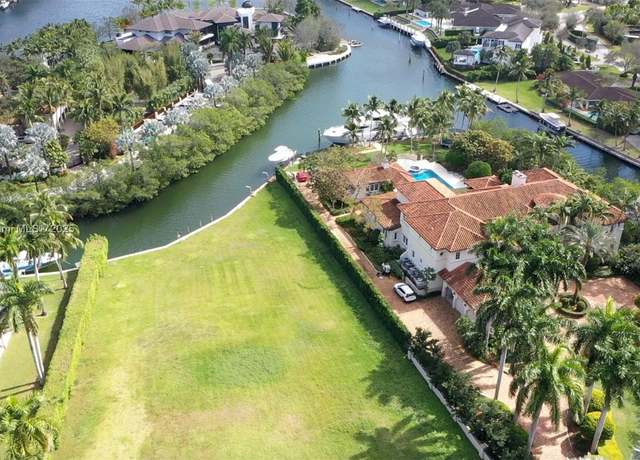 Property at 9175 Arvida Dr, Coral Gables, FL 33156