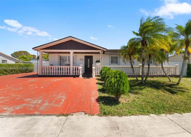 Property at 30015 SW 153rd Ct, Homestead, FL 33033, 4 beds, 2 baths