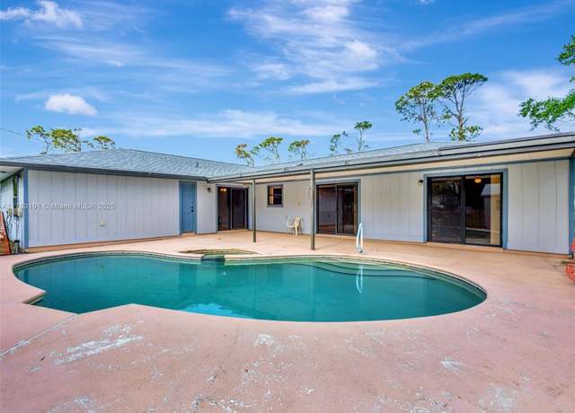 Property at 5409 Eastwood Dr, Fort Pierce, FL 34951, 3 beds, 2 baths