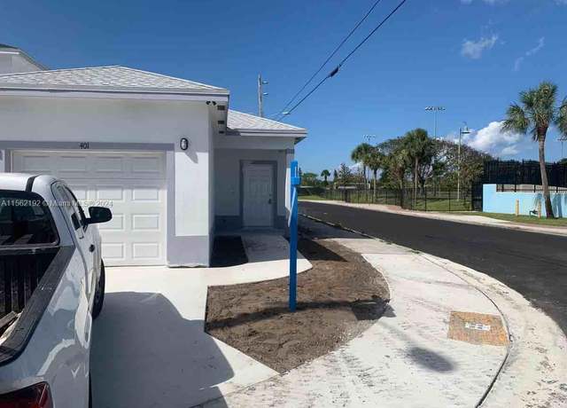 Property at 401 NW 12th Ave, Boynton Beach, FL 33435, 2 beds, 2 baths