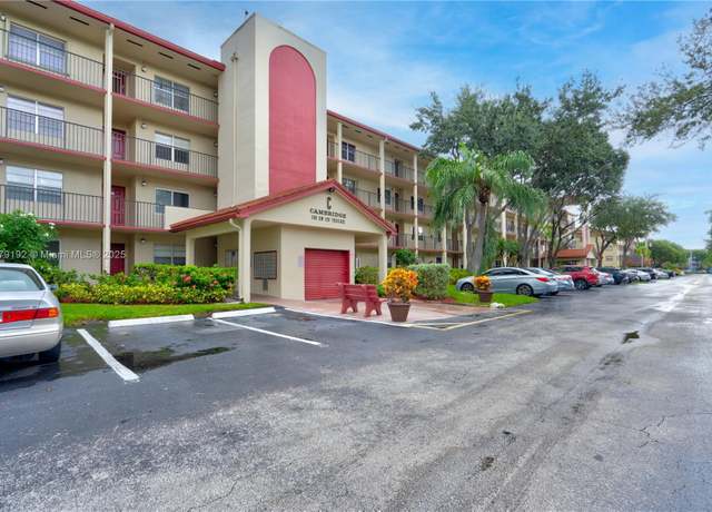 Property at 1101 SW 128th Ter Unit 310C, Pembroke Pines, FL 33027, 2 beds, 2 baths