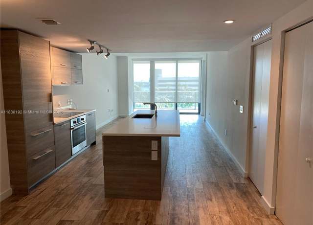 Property at 650 NE 32nd St #802, Miami, FL 33137, 2 beds, 3 baths